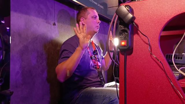 Почему шипит магнитола, прослушивание четырёх разных ГУ смотреть онлайн