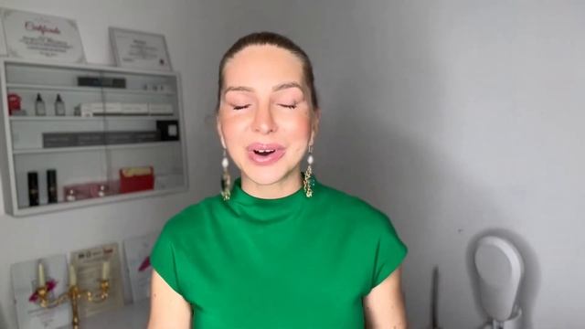 Collagen thread lift. Liquid threads