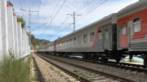 Электровоз 2ЭС4к-092 с пассажирским