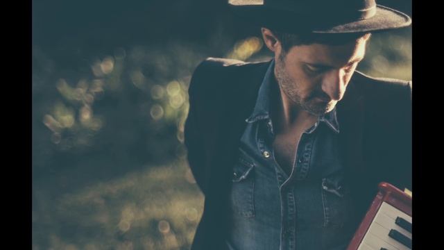 DAVID GRUMEL feat. NEESKENS "SAY HELLO" (Official Lyrics Video) смотреть онлайн