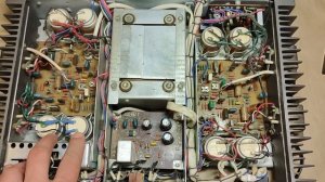 Амфитон 25У-002. Как закрепить новые конденсаторы вместо банок?