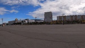 Прогулки по Магадану. Сквер возле Автовокзала и Стройящийся Мегамаг Центр. Магадан 2020
