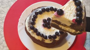 СУПЕР КУХНЯ! Очень простой рецепт шоколадного пирога. Сладкая выпечка для всей семьи.