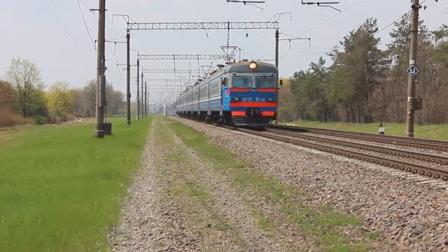 ЭР9Е-614 (БЧ, ТЧ-3 Барановичи) сообщением Брест - Барановичи