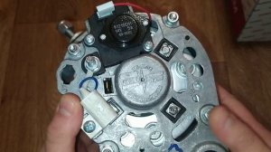 Генератор  КЗАТЭ 73А 14 В, для ВАЗ 2107i и концевик включения сигнала заднего хода на семерке..Курск