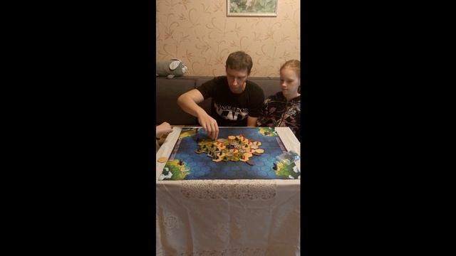 Играем в настольную игру Атлантида