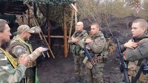Духовная поддержка
В танковые подразделения прибыл священнослужитель армейского корпуса группировки