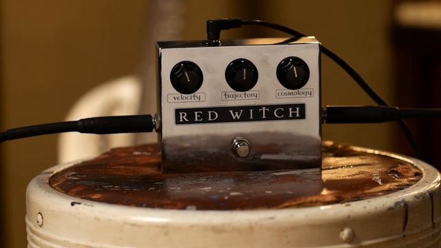 Red Witch Deluxe Moon Phaser | Reverb Demo Video смотреть онлайн