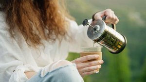 8033499-uhd_3840_2160_24fps