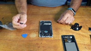 LG V30 ThinQ Battery Replacement