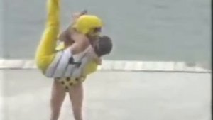 Lift and carry on TV 38