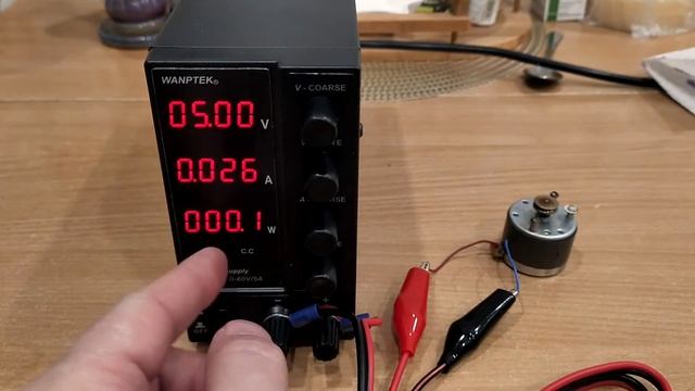 Регулируемый БП Wanptek NPS605W. Распаковка и мини-тест смотреть онлайн