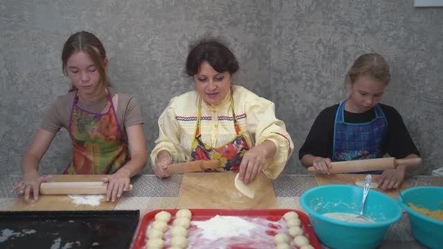 ТРАДИЦИОННАЯ ВЫПЕЧКА УДМУРТОВ