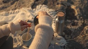 9508894-uhd_3840_2160_25fps