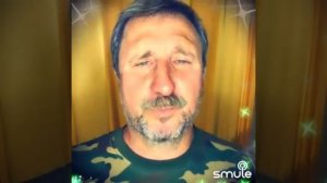 Женщина которая поет