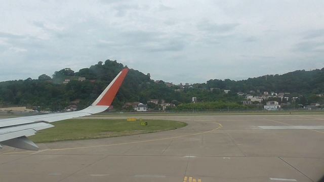 Взлёт из несолнечного Сочи