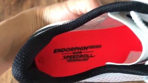 saucony endorphin pro 3 vs 1 (10us)