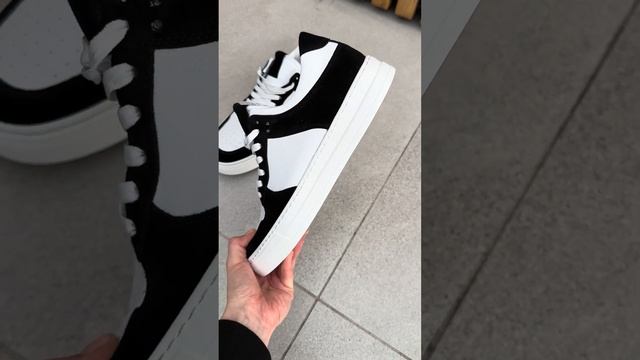 Кеды мужские кожаные белые с черными вставками замши (7206) смотреть онлайн