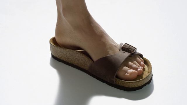 The original footbed | BIRKENSTOCK смотреть онлайн