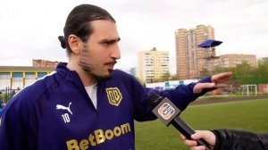 Чипинкос дает интервью на стадионе !