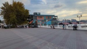Геленджик в октябре 2024 г. Прогулка от пляжа "Красная Талка" до Курзала