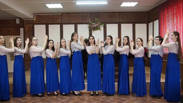 Ансамбль "Крылаты качели" - Итальянская народная песня "Тиритомба" смотреть онлайн