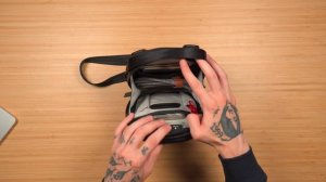 Обзор слинг-сумки Alpaka Metro Sling V2