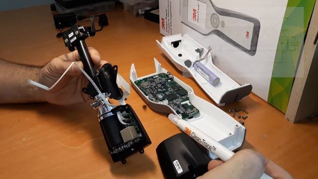 Люмінометр 3M LM1 з середини. смотреть онлайн