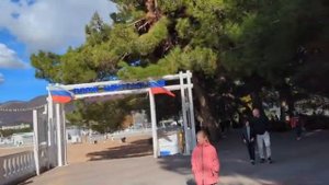 Геленджик в ноябре. Центральный пляж и набережная