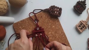 Новогоднее украшение домик в технике макраме 🤍