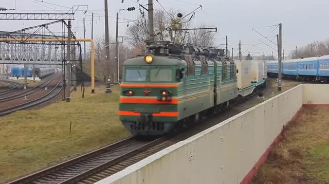 ВЛ80С-557 (БЧ, ТЧ-3 Барановичи) со "стандартным" контейнерным поездом (31 пл.)