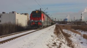 3ЭС4К-044 (РЖД/Окт, ТЧ-21 Волховстрой) с грузовым наливным поездом