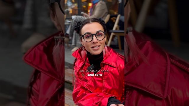 Как стать желанной и любимой? ✨

Главный секрет — желать и любить себя самой.