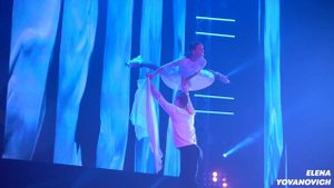 Дуэт на роликовых коньках