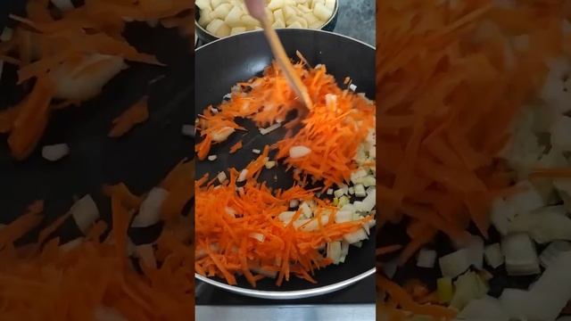 Сырный суп с курицей