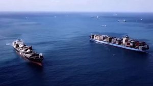 Корабль вернувшийся из Бермудского треугольника.