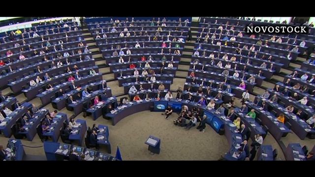 Консерваторы vs Либералы - Погружение в Политическую Движущую Силу!