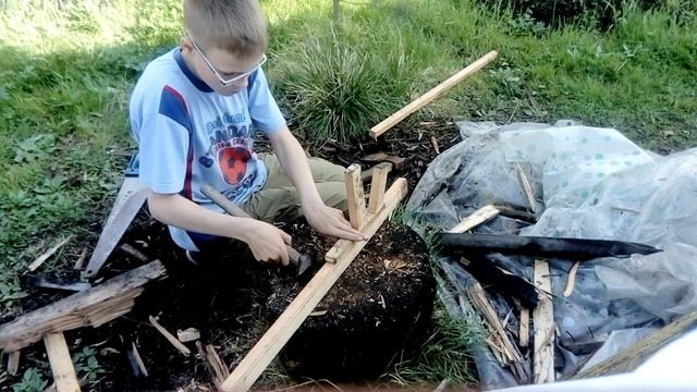 как я делаю оружия из дерева