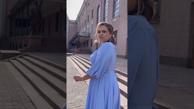 Голубое вечернее платье для беременных Фреска макси