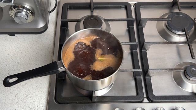 КАК ПРИГОТОВИТЬ СКУМБРИЮ В ЧАЕ И ЛУКОВОЙ ШЕЛУХЕ? Как копченая, вкусная закуска на праздничный стол