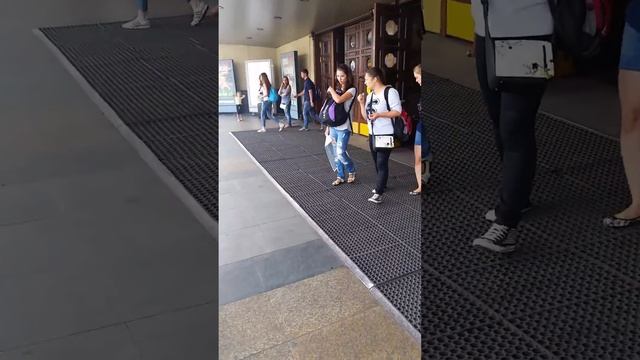 Центральний залізн вокзал,кришування бабаєм таксі смотреть онлайн