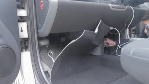 Smart ForTwo (451) - How to change the fuel filler cover & charge your car battery!