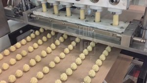 Отсадка пряников с начинкой на тефлоновый под печи