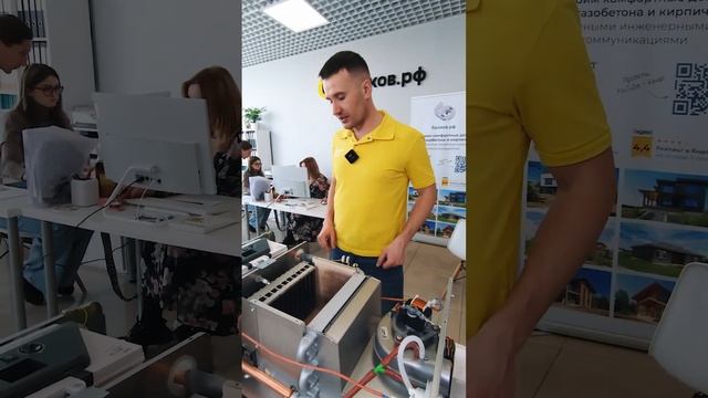Газовый котёл из Италии  #строительство #отопление  #ремонт  #частныйдом