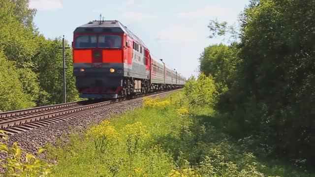 ТЭП70-0125 (РЖД/Окт, ТЧ-14) с поездом №80 Калининград - СПб (РЖД/ФПК/Окт)