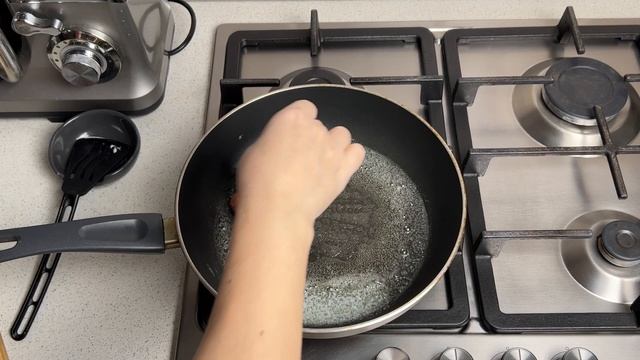 КАК ПРИГОТОВИТЬ ФИЛЕ ГОРБУШИ НА СКОВОРОДЕ? Жареная красная рыба, вкусная, сочная, на скорую руку