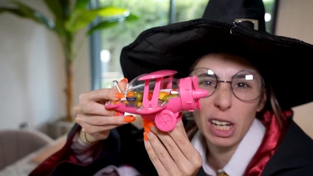 SİHİRLİ DİLA DIŞ SES BABA DİLA KENT смотреть онлайн