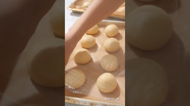 Булочки с творогом и штрейзелем😋🥰