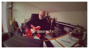 Famous guitar's track " The thrill is gone  Cover by  Chicco Gussoni