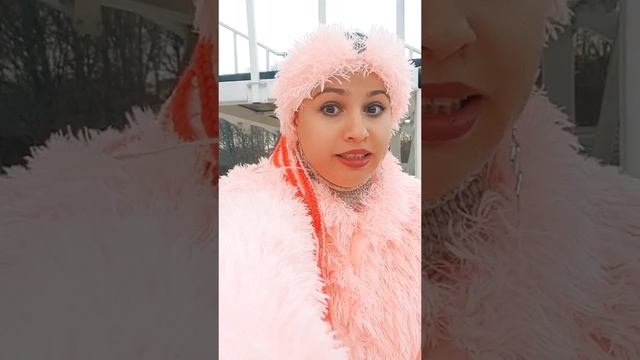 Снимала